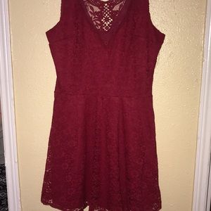 Above the knee-mid knee dress